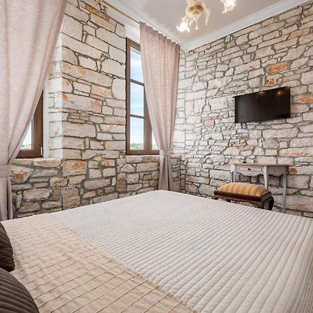 Villa Vigneri Novigrad  Ngoại thất bức ảnh